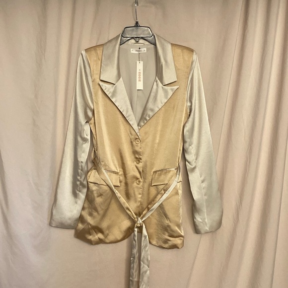NWT Eggie Blazer, Size S, Color Cream and Tan - Picture 1 of 10